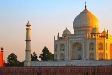 Taj Mahal Sunrise Tour by Car